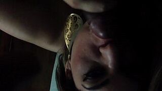 Rafaela Belucci sucking a 28 cm dick from the negao. www.rafaelabeluccitransex. porn video